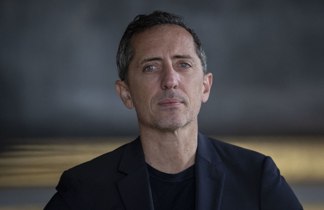 Gad Elmaleh devient chanteur et se fait dézinguer par les internautes