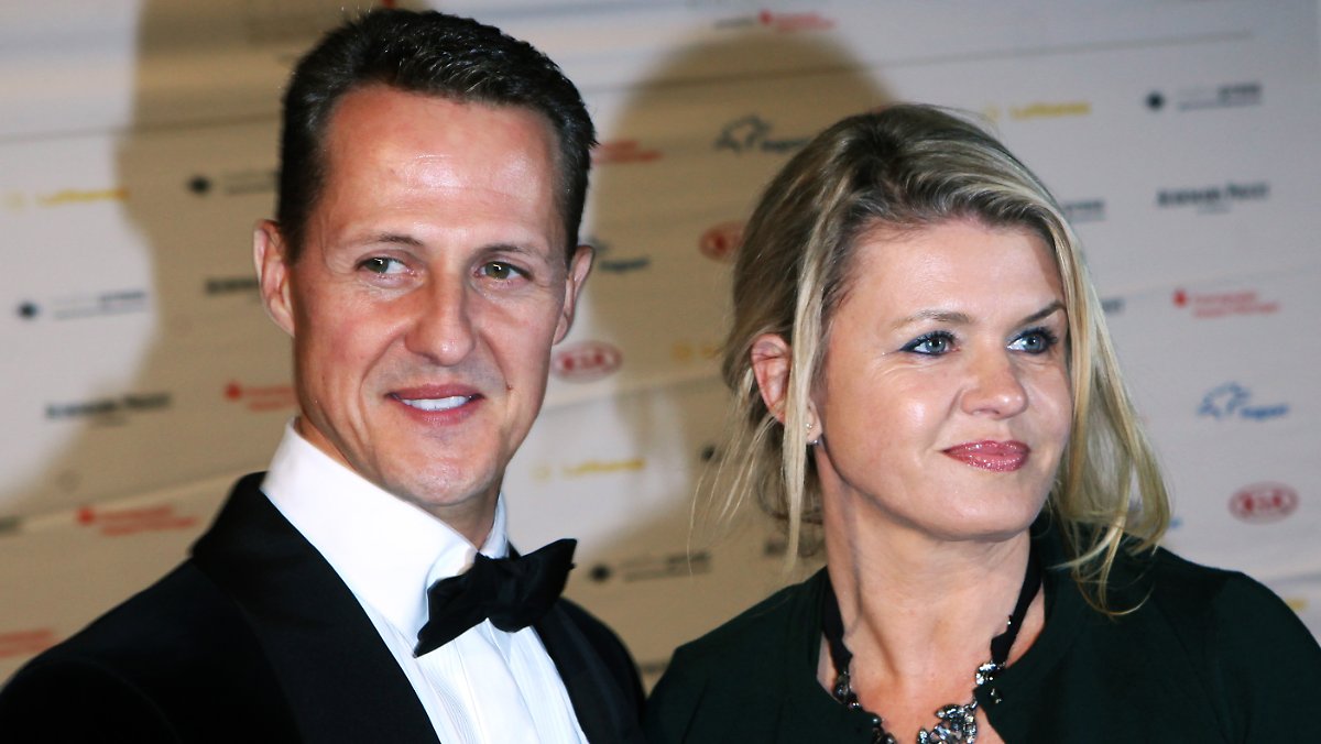 Michael Schumacher Rare Apparition De Sa Femme Corinna Pour Une