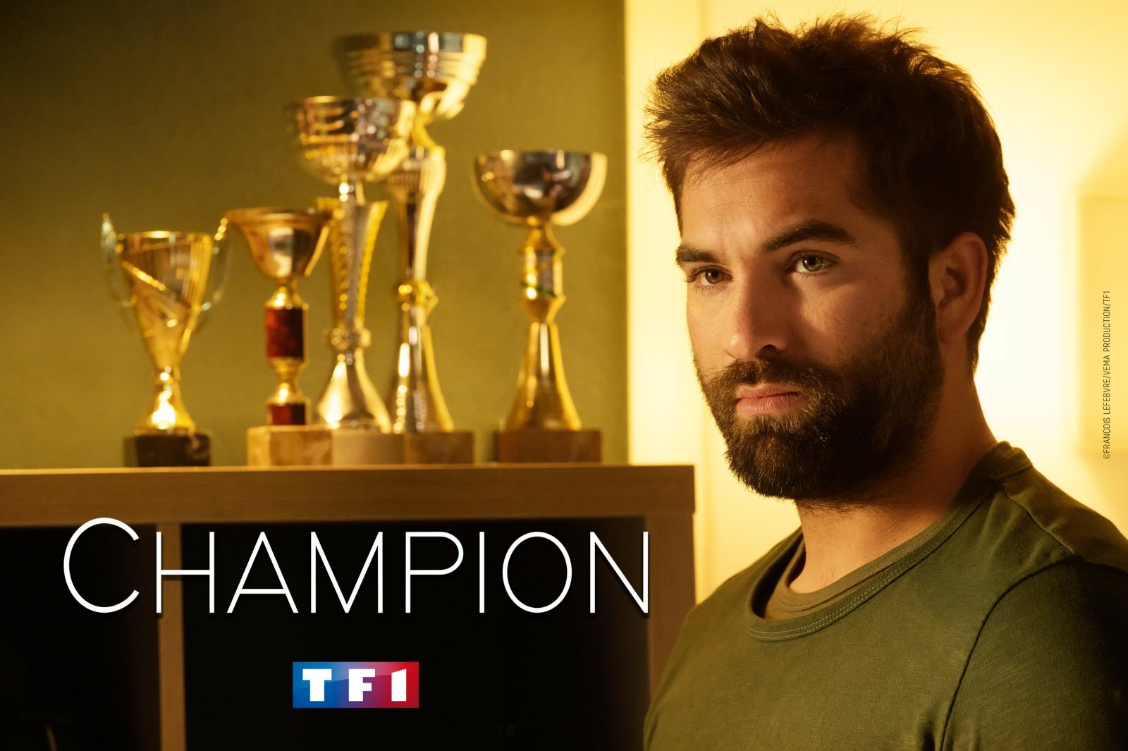 Kendji Girac sur les scène intimes dans Champion Je nétais pas