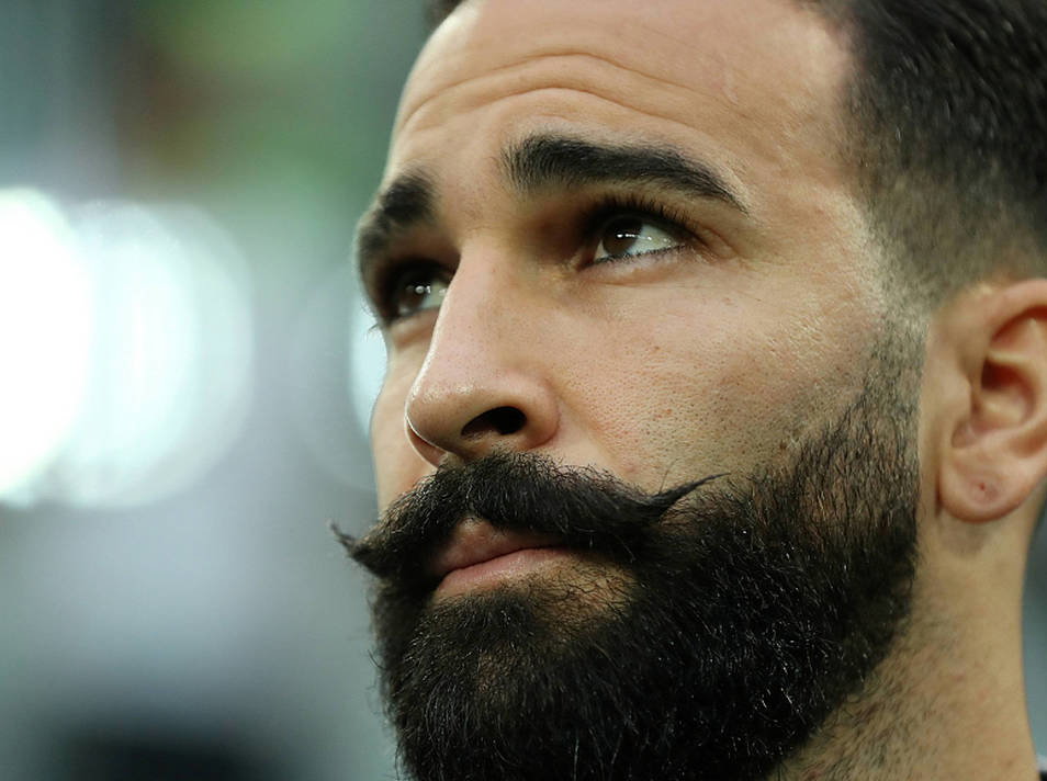 Après la Russie, Adil Rami s'envole pour la Californie rejoindre sa ...