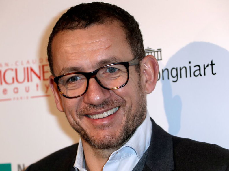 Dany Boon en tournage avec Jennifer Aniston : la première photo dévoilée