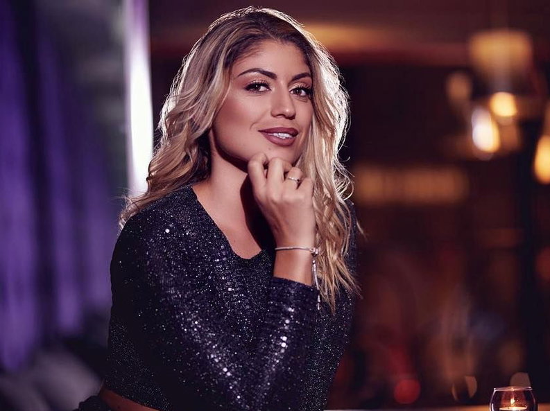 Elsa Dasc en couple : Elle dévoile des photos de son chéri