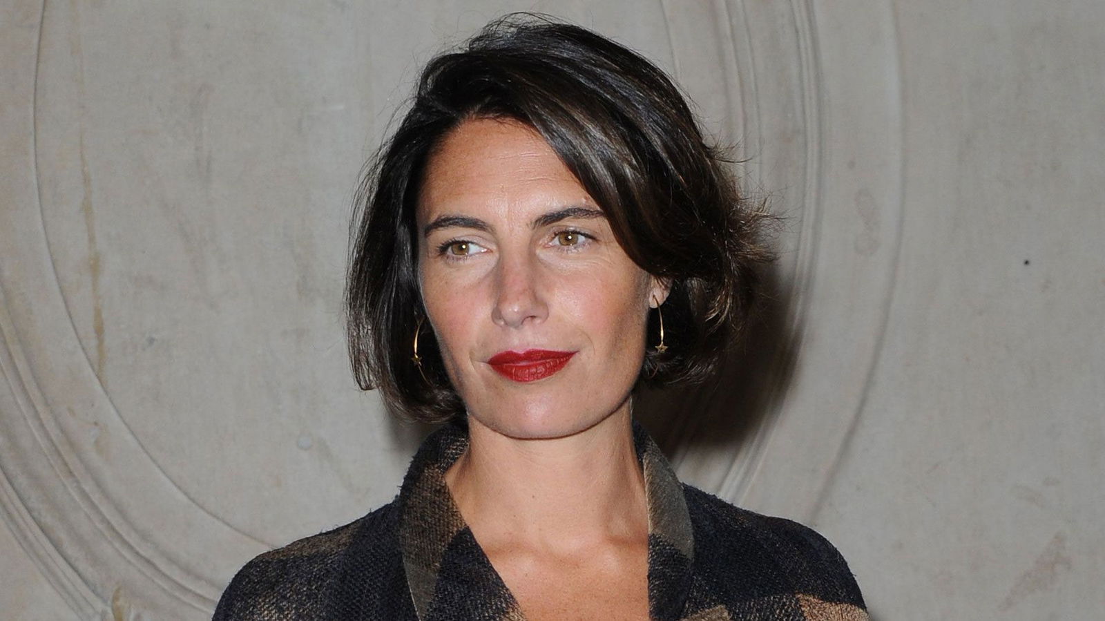 Alessandra Sublet rend un nouvel hommage à son collègue et ami Emmanuel Maubert Alessandra Sublet rend un nouvel hommage à son collègue et ami Emmanuel Maubert