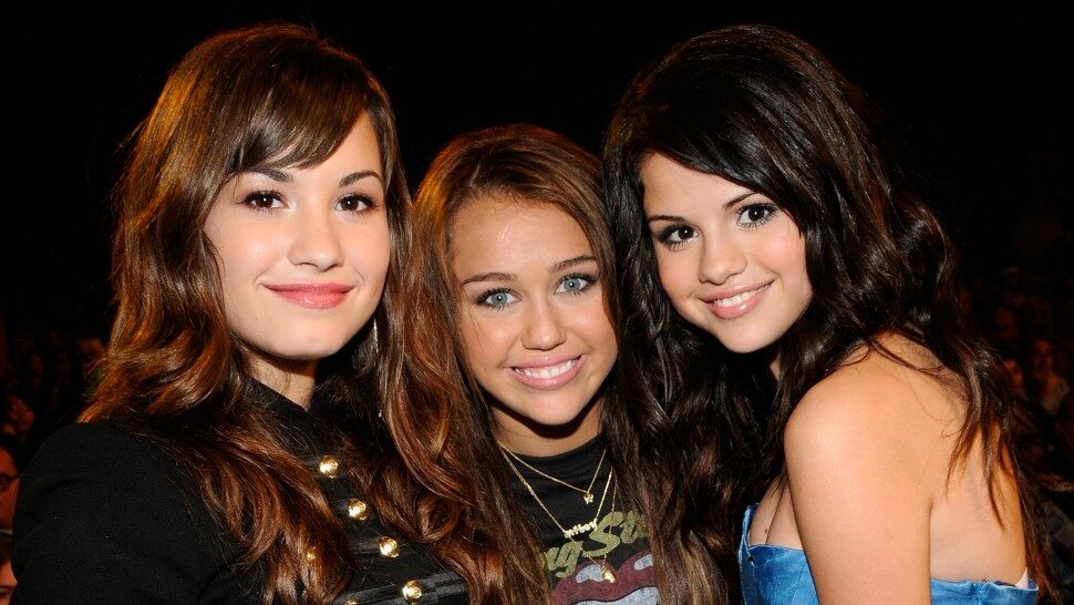 Miley Cyrus En Conflit Avec Selena Gomez Et Demi Lovato Elle Répond 