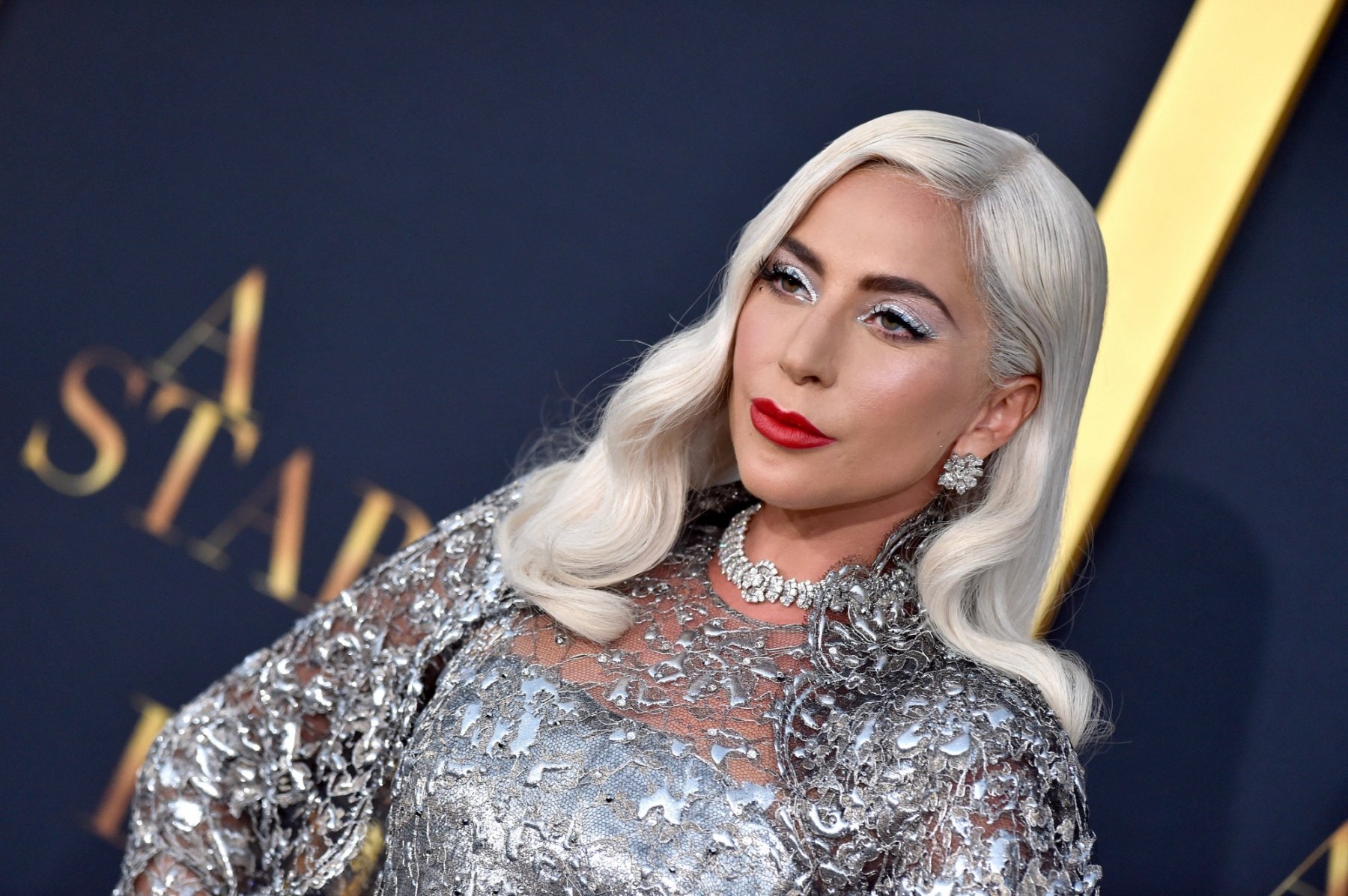 Shallow lady gaga bradley. Леди Гага. Леди Гага 2021г. Леди Гага сейчас. Леди Гага Шеллоу.