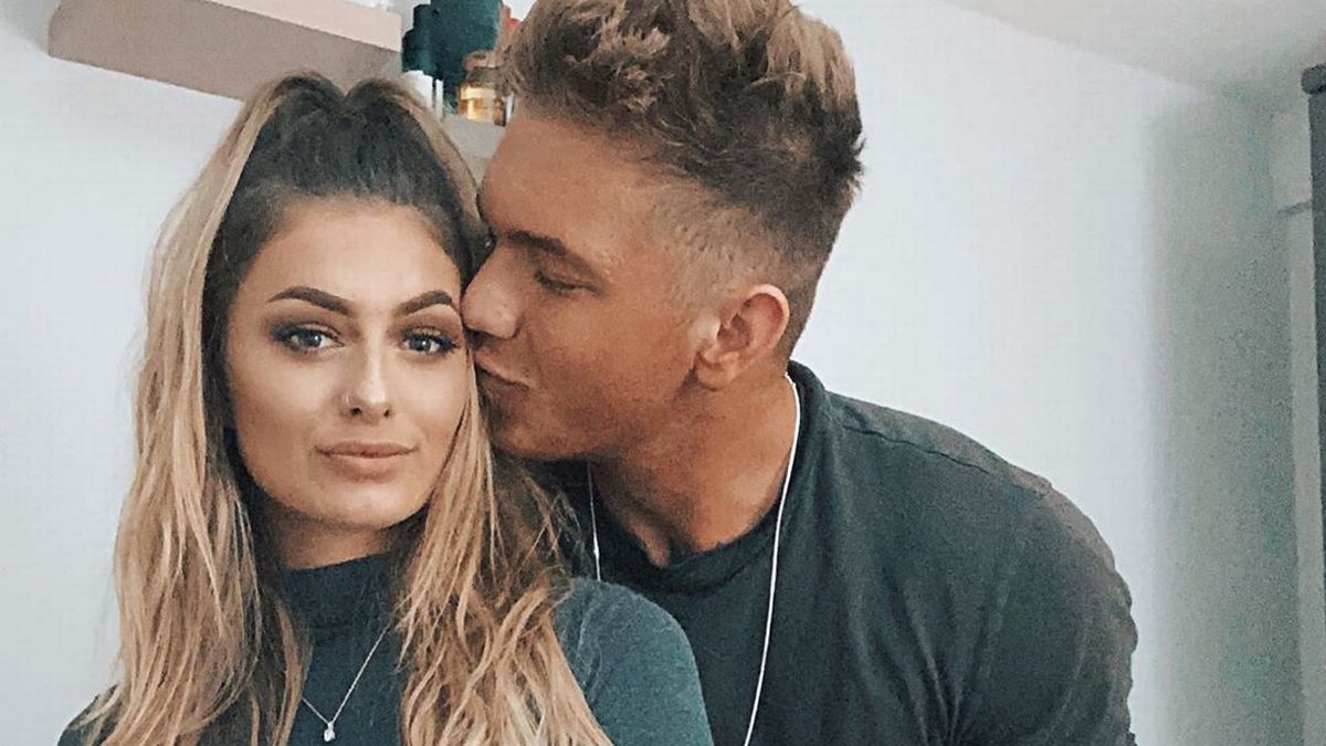 Shannon Henry : Elle poste un selfie pris dans sa salle de bain : elle