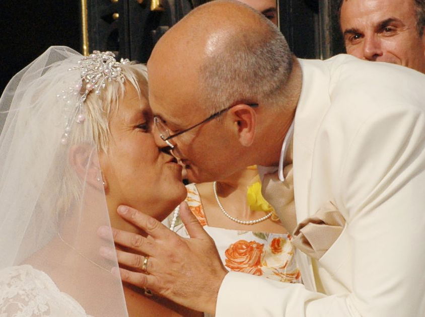 Mimie Mathy au sujet de sa rencontre avec son mari : "il doit être soit homosexuel, soit prêtre"