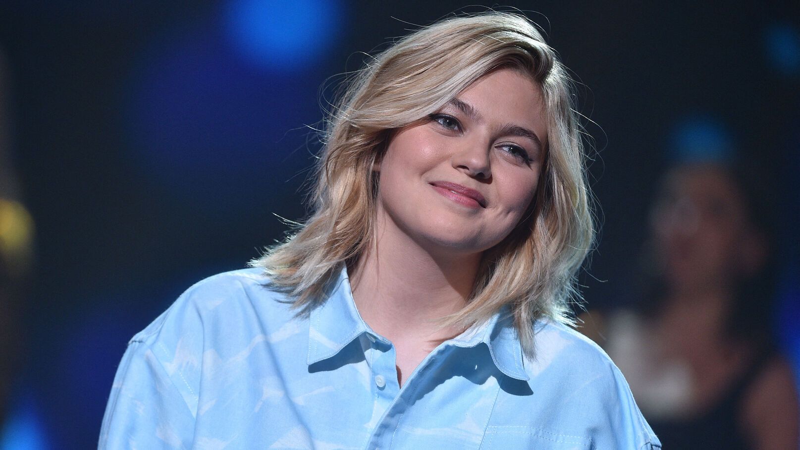 Louane à poil