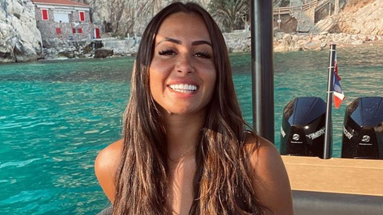 Oceane El Himer Avant Chirurgie Esthetique Marine El Himer : sa première photo depuis son opération des fesses divise  les internautes