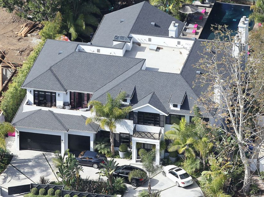 Laeticia Hallyday a vendu sa villa de Pacific Palisades pour une grosse  somme d'argent