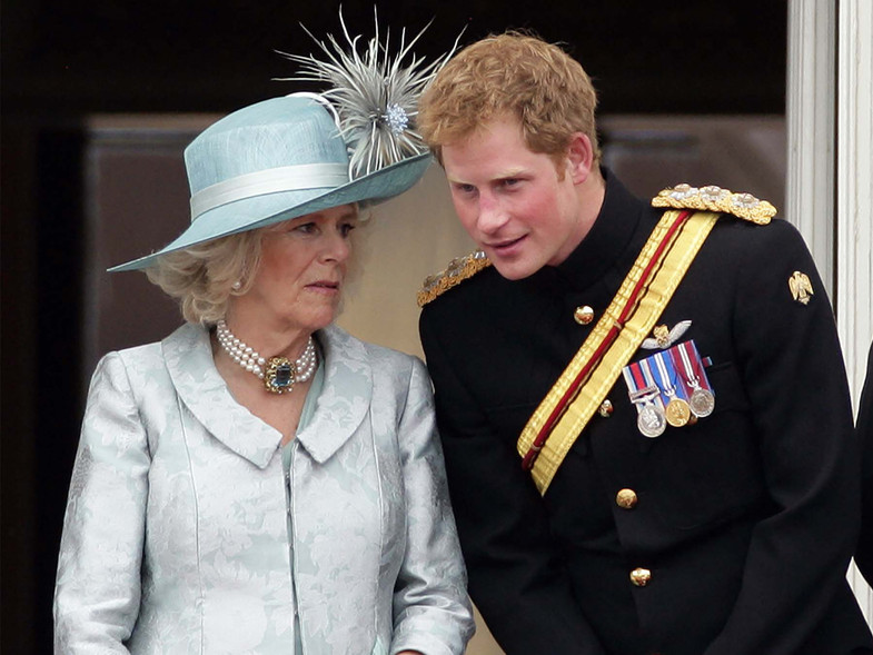 Prince Harry prêt à régler ses comptes avec Camilla Parker-Bowles dans ses  mémoires