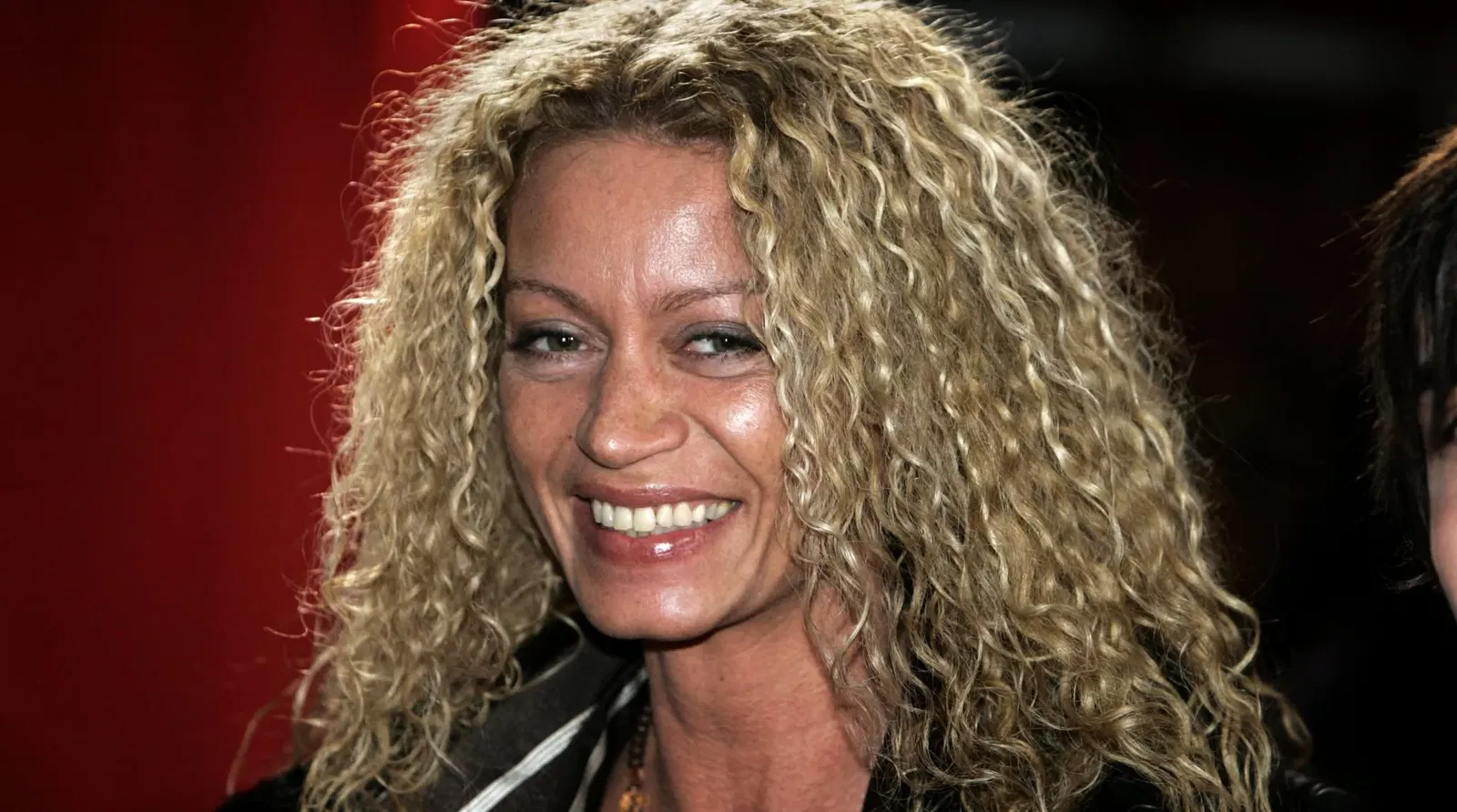 Qui Est Le Pere De Raphaelle Ricci Star Academy : La réponse cash de Raphaëlle Ricci sur son lien avec Carla  "Ma nièce chérie..."