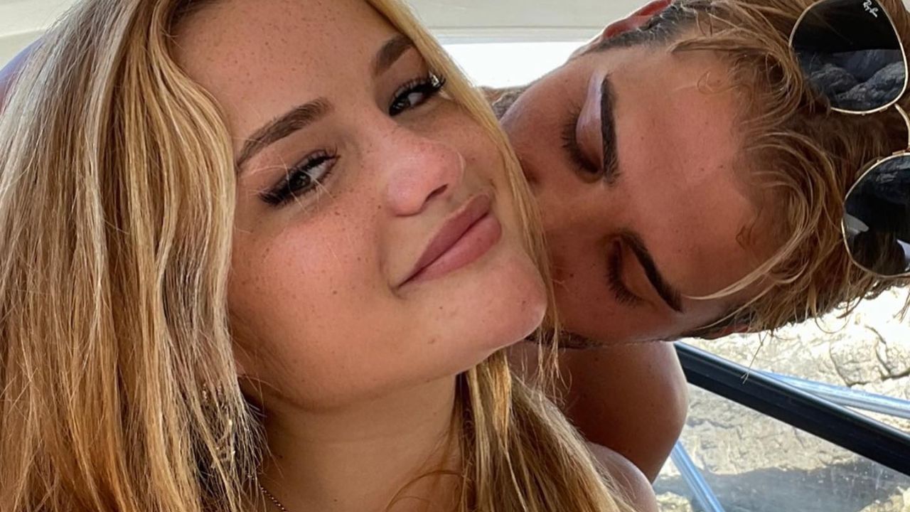 Victoria Mehault Et Nicolo Ferrari Victoria Mehault et Nicolo Ferrari fiancés ? Ce cliché qui affole la Toile !