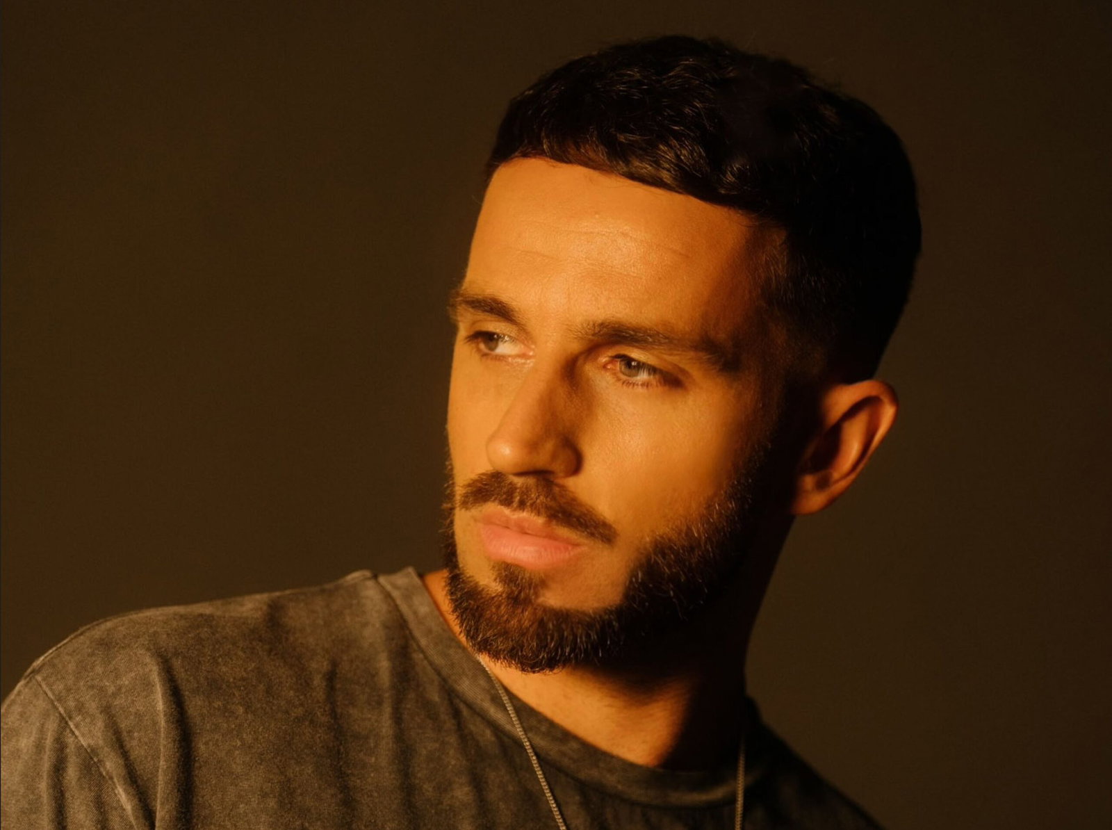 Ridsa : après avoir performé à l'Olympia, il dévoile son nouveau clip ...