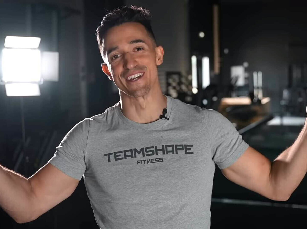 Tibo InShape victime de l'intelligence artificielle, il réagit : 