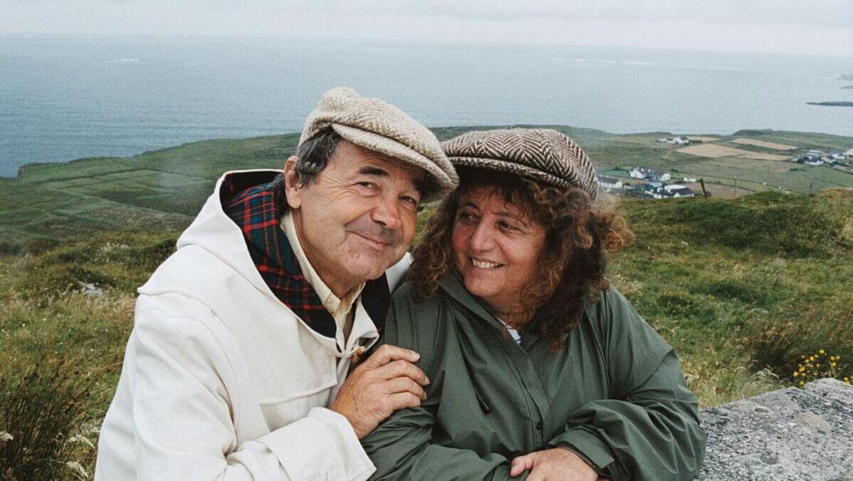 Pierre Perret en deuil : la cause du décès de sa femme Rebecca dévoilée