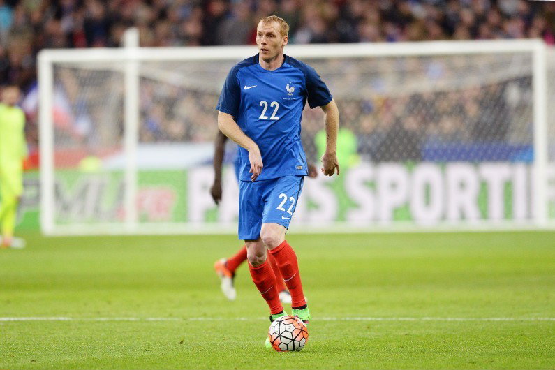Jeremiah Mathieu De la Ligue des champions aux rayons d’un magasin : la nouvelle vie de ...